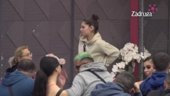 ŠOKANTAN KRAJ Milica Veselinović na stubu srama zbog raskola Filipa i Aleks