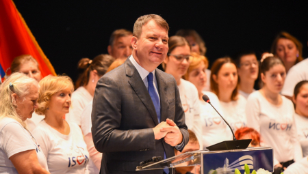 Mirović otvorio konferenciju „Socijalno preduzetništvo sa osvrtom na radno angažovanje osoba sa autizmom“