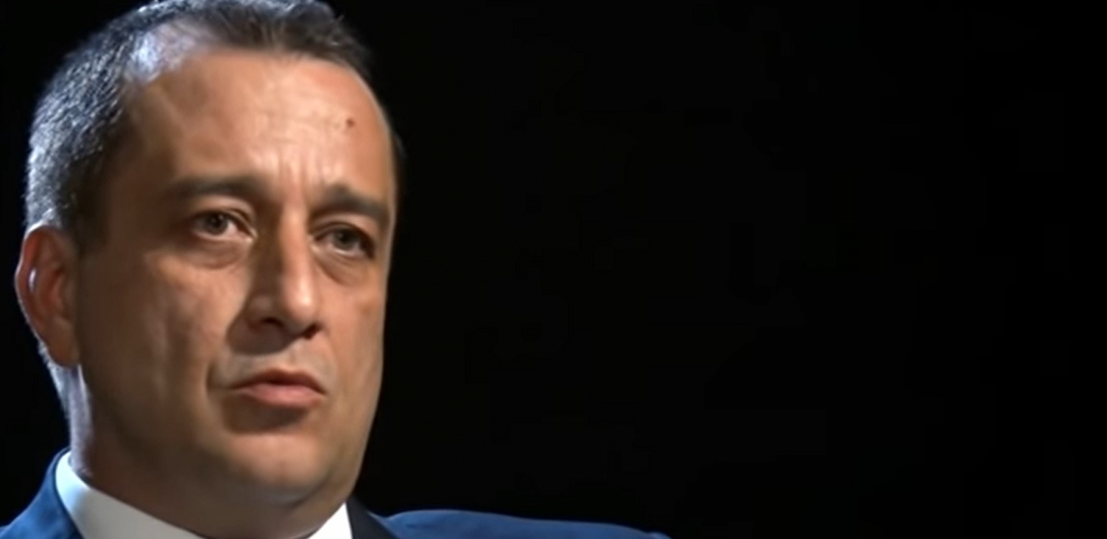 ISTRAGA SE NASTAVLJA Posle stana, pretresene i kancelarije tužioca Saše Čađenovića, osumnjičenog za saradnju s "kavčanima"