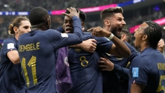 FRANCUZI NISU MOGLI DA ČUJU BOLJE VESTI PRED FINALE Mesija i drugove čeka znatno teži posao