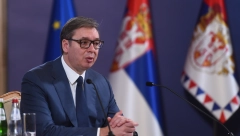 VUČIĆEVE KOBRE TRAŽILE DA IDU NA KiM Predsednik Srbije reagovao emotivno kad ih je video na sednici Saveta za bezbednost