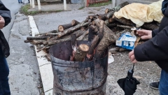 SRBI I DALJE NA BARIKADAMA Rafalna paljba u Rudaru, dve detonacije u Kosovskoj Mitrovici (VIDEO)