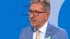 U KISELOM ORGANIZMU NASTAJU I NAJTEŽE BOLESTI Doktor Ivanov otkrio kako 4 badema utiču na želudac, a evo šta je rekao o sodi bikarboni