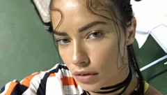 ANDRIJANA LIMA PRVI PUT POKAZALA SINA Beba obučena u dresu Brazila, mnogima je već osvojila srca i kažu da liči na majku!