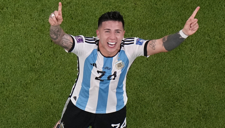 PUCA NOVA "STOTKA" Bio je senzacija Svetskog prvenstva, a sada je pred brutalnim transferom