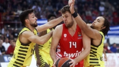 BARSA PRED "METLOM", FENER UZVRATIO UDARAC Žalgiris bio pred iznenađenjem, ali posustao, Gudurić stigao do brejka u Pireju