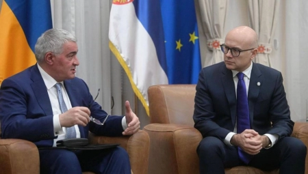 Potpredsednik Vlade i ministar odbrane Miloš Vučević, sastao se sa ambasadorom Republike Jermenije (FOTO)