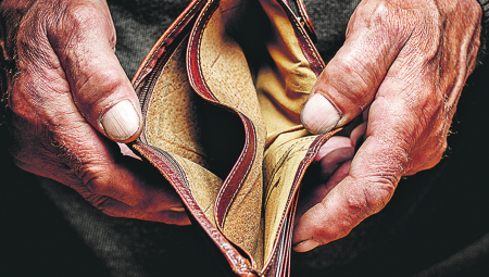 FINANSIJSKI FIJASKO U VELIKOJ BRITANIJI Čak 37 odsto građana  ove završava mesec praznih novčanika