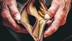 ŠOK ZA CRNOGORSKE PENZIONERE! Zabrinuti građani pokrenuli PETICIJU: Traže hitan odgovor na ova tri zahteva!