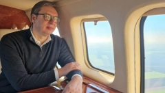 DIVNO JE GLEDATI I IZ VAZDUHA ZEMLJU ZA KOJU SE BORITE I KOJU VOLITE Predsednik otkrio i koja mu je omiljena poslastica u avionu (FOTO)