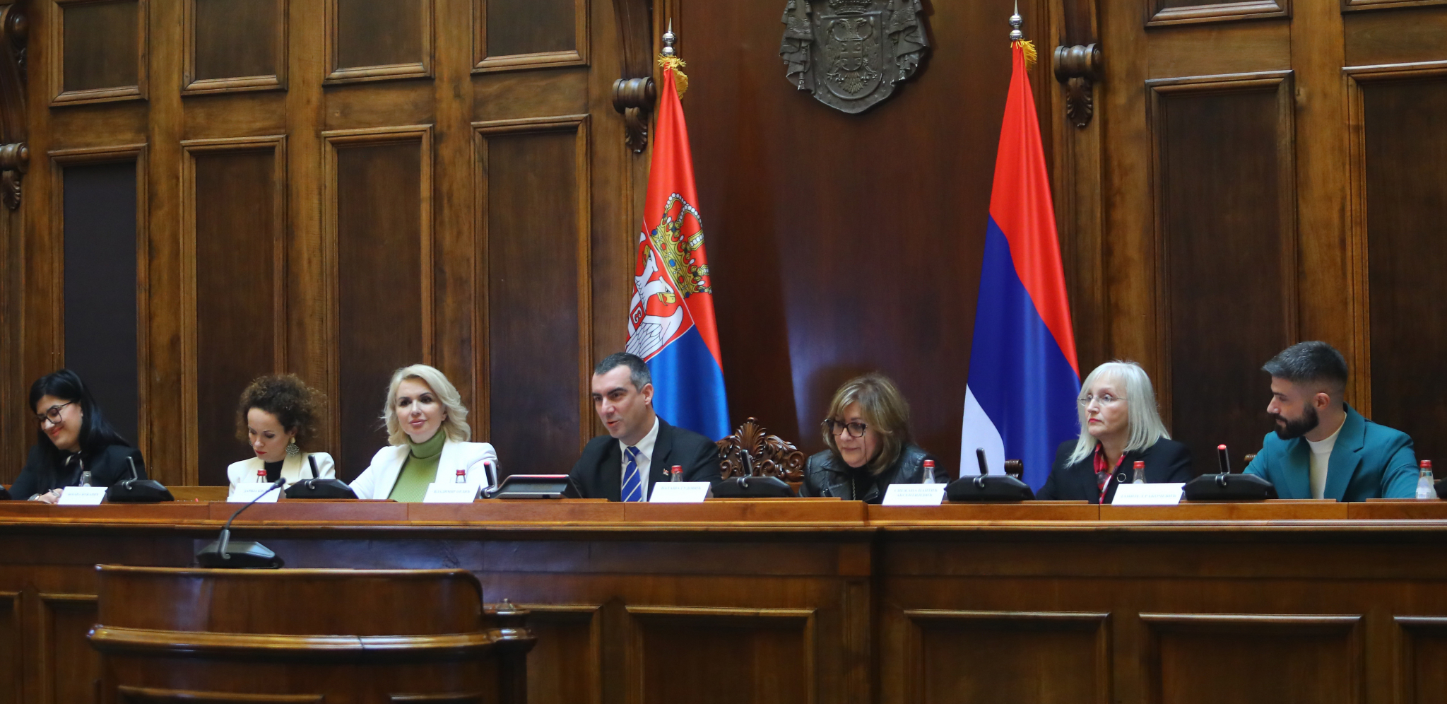 MAMA KAO STUB I OSLONAC PORODICE Velika konferencija u Domu Narodne skupštine (VIDEO)