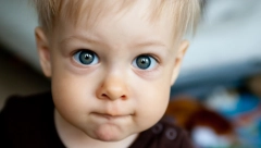 ZABORAVLJENO MUŠKO IME MAME PONOVO OBOŽAVAJU Veruje se da će dečak koji ga nosi biti jako uspešan