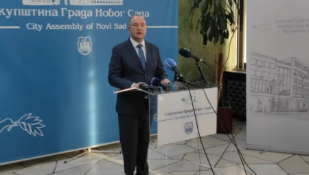 POČELA 34. SKUPŠTINA GRADA NOVOG SADA Đurić: Budžet za 2023. godinu veći za 4,8 posto (FOTO)