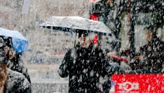 SNEŽNE PADAVINE U CELOJ SRBIJI Nagli pad temperature i olujni udari označiće dolazak prave zime