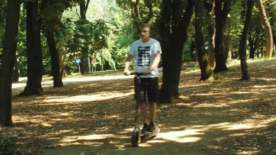 MUP: Uključiti električne trotinete u saobraćaj i zakonodavni okvir