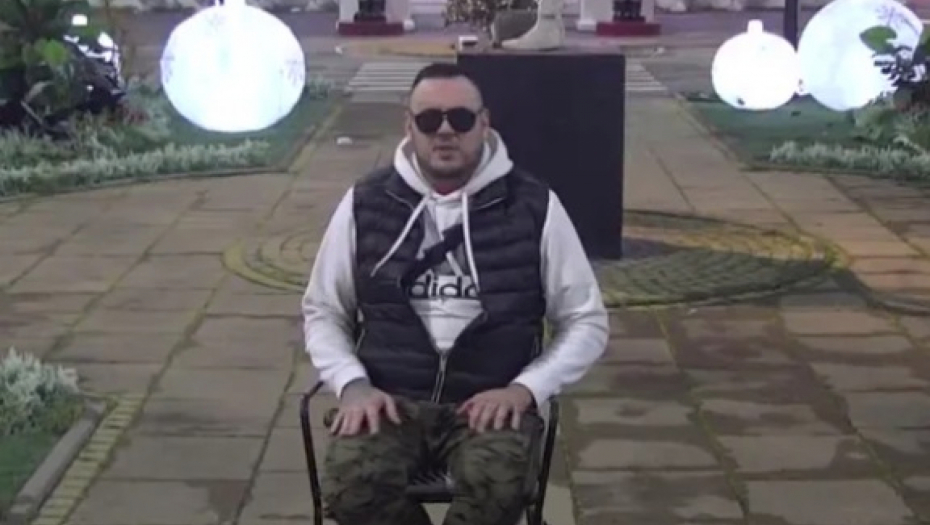 FILIP CAR SE HITNO OBRATIO PORODICI Nije mogao više da izdrži, uputio im nikad važniju poruku!