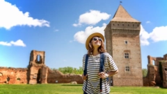 DEVOJKA IZ AUSTRALIJE SE PRESELILA U SRBIJU: Prvo je spomenula alkohol i cigarete, a zatim je istakla šta ju je najviše šokiralo (VIDEO)