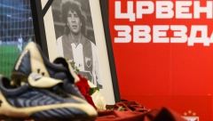 ŠAL OKO VRATA I PRAVAC "MARAKANA" Meč Zvezda - Vojvodina u čast Siniše Mihajlovića, navijačima besplatan ulaz