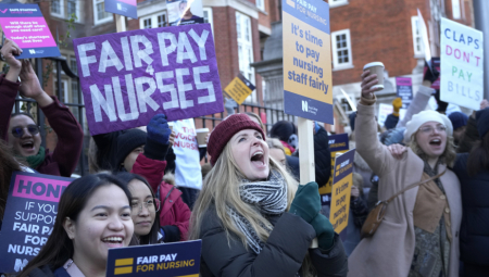 LEKARI OBUSTAVILI RAD U BRITANIJI! Najveći štrajk u istoriji, raspada se zdravstvo!
