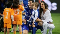 GODINAMA SU VAŽILI ZA JEDAN OD NAJPOZNATIJIH PAROVA Njihov poljubac posle finala Svetskog prvenstva upisan je u istoriju