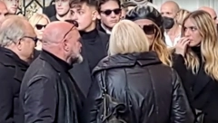 SAHRANA SINIŠE MIHAJLOVIĆA U RIMU - Piksi, Terza, Bjeković, Serse Kosmi... svi odaju počast legendi (VIDEO)