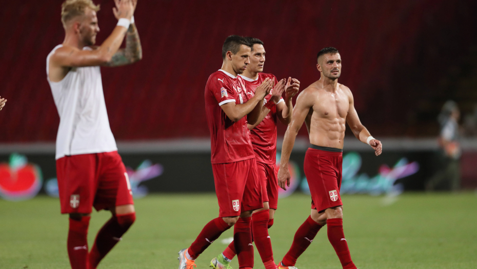 CRVENO-BELI DOBILI OPASNU KONKURENCIJU Rusi "kradu" Zvezdi reprezentativca Srbije