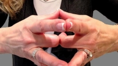 PREMA DREVNOJ KINESKOJ LEGENDI Ovaj trik s prstima reći će vam ko će biti sa vama do kraja života