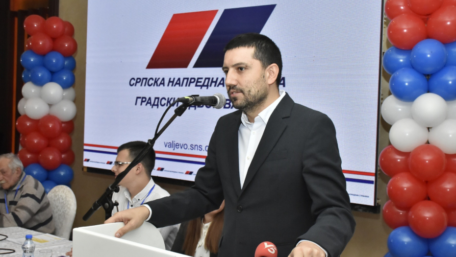 Za predsednika Gradskog odbora SNS Valjevo izabran Lazar Gojković (FOTO)