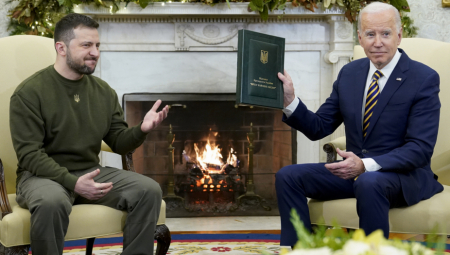 AMERI UPROPASTILI ZELENSKOG "Pokaži poštovanje i obuci odelo, nezahvalno go*no" (VIDEO)