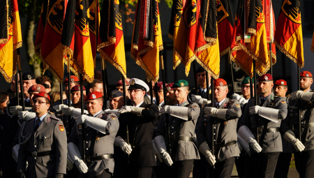 KUBICKI ZA PONOVNO UVOĐENJE VOJNOG ROKA Nemačka i Evropa nisu u stanju da se brane