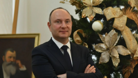 GRADONAČELNIK ĐURIĆ ČESTITAO PREDSTOJEĆI BOŽIĆ "Neka Vam dan Hristovog rođenja ispuni srca ljubavlju"