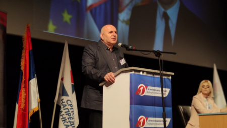 JEDNOGLASNO Vidoje Petrović reizabran za predsednika Gradskog odbora Srpske napredne stranke u Loznici