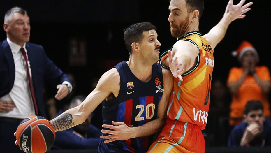 BERON PONOVO BLISTAO Armani brutalnom četvrtinom bacio na kolena Obradovićev Monako, Valensija srušila Barsleonu