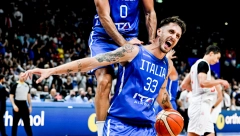 PUCA JOŠ JEDNA ZVEZDINA BOMBA Poznati Italijan oblači crveno-beli dres