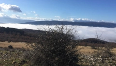 VELIKI BROJ DRONOVA IZNAD PIROTA MUP apeluje: Uskoro sledi važno obaveštenje, molimo građane da slušaju uputstva!