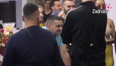 IZREŠETAO SVOG NEPRIJATELJA Bebica osuo paljbu po Zoli, oduševio se zadatkom