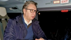 VUČIĆ SE OGLASIO IZ HELIKOPTERA Krenuo ka administrativnoj liniji i poručio: Kakva god odluka našeg naroda bude bila, prihvatiću je!