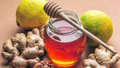 KAKO DA PREPOZNATE DOMAĆI MED Ovaj trik sa šibicom je nepogrešiv, odmah ćete znati da li su vas prevarili