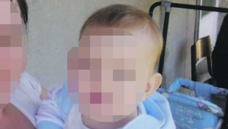 TUGA DO NEBA Dečaka u vrtiću snimila nadzorna kamera dok se gušio: Mališanu drugar ubacio žir u usta!