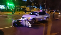 UDES KOD CVETKOVE PIJACE U sudaru oboren motociklista, stvaraju se gužve (FOTO/VIDEO)