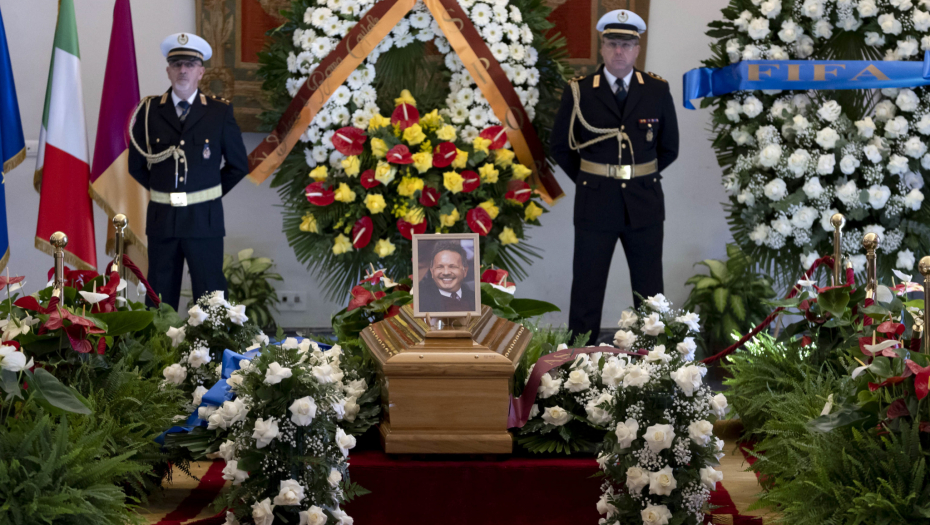 "TAJ BLISKI, POSLEDNJI SUSRET OČIJU" Mihin brat ostavio poruku koja slama srca