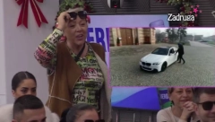 ODUŠEVLJENA Zorica Marković ne skida osmeh sa lica, skočila na noge kad je ugledala sina (VIDEO)