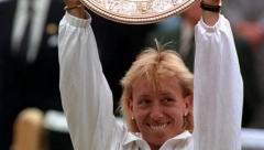 MARTINA NAVRATILOVA IMA RAK GRLA Ovo su simptomi koji se često mešaju sa prehladom, pa je ovaj kancer jedan od najpodmuklijih