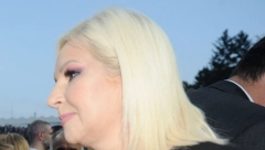 TAJKUNOV LIČNI KOLUMNISTA Bivša ministarka pronašla novo zanimanje samo sa jednim ciljem! (FOTO)