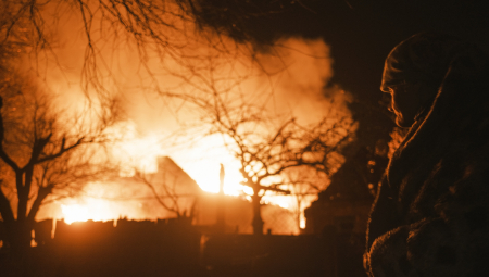 UKRAJINSKA VOJSKA ŽESTOKO UDARILA, GRANATE ZASULE RUSKO TLO! Situacija je alarmantna, gore kuće i automobili i objekti! "Ekipe Hitne pomoći dostavljaju ranjene"