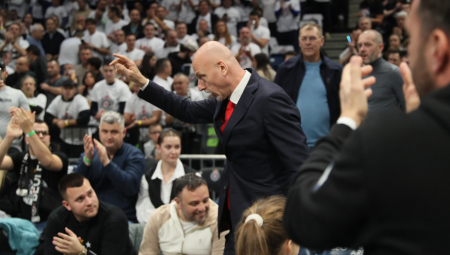 JA SAM SRBIN I OVDE I U MONAKU Obradović oduševljen zbog dočeka koji su mu priredili "grobari"