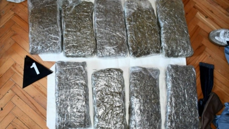 VELIKA AKCIJA POLICIJE U BEOGRADU Zaplenjeno skoro 13 kilograma droge i 10.000 evra! (FOTO)