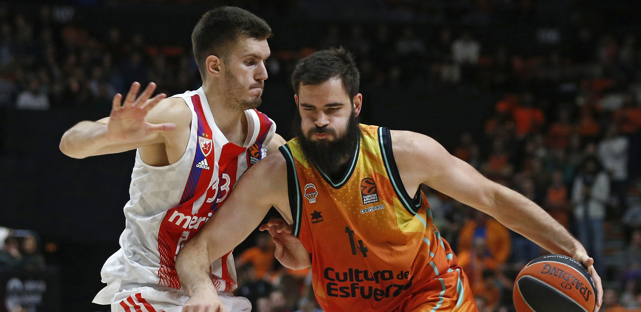 POLAŽAJNIK PETRUŠEV NAJAVIO BOŽIĆ Zvezda posle nestvarne drame slavila u Valensiji nakon više od pet godina