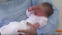 REVOLUCIONARNA I ŠOKANTNA VEST IZ VELIKE BRITANIJE Rođena prva "beba sa tri roditelja"