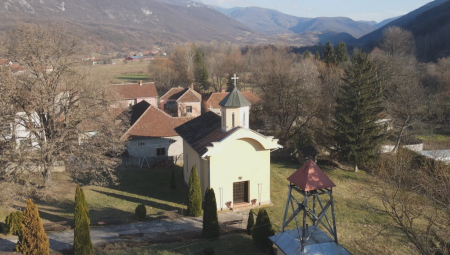 BOŽIJE ČUDO U SRBIJI! Na ovo mesto dođu bez poroda, a vraćaju sa decom u naručju, ali to nije sve... (FOTO)